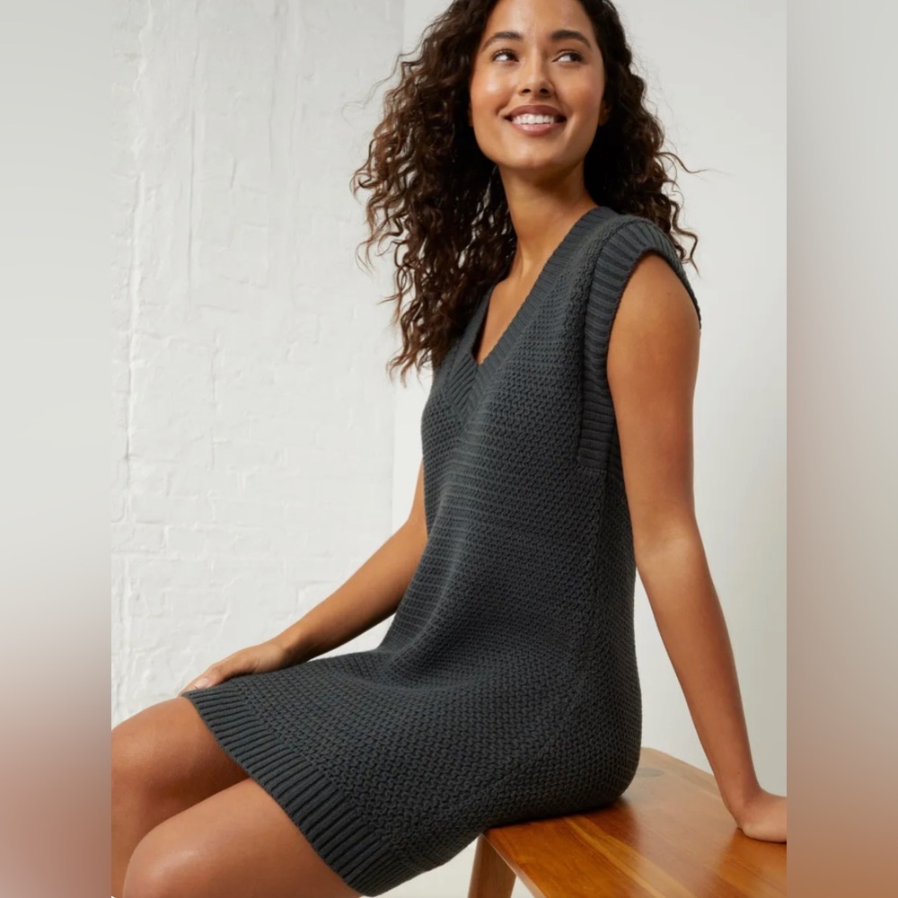 NWT! Upwest Weekend Sweater  Dress Soot Gray-Black (XS extra small)